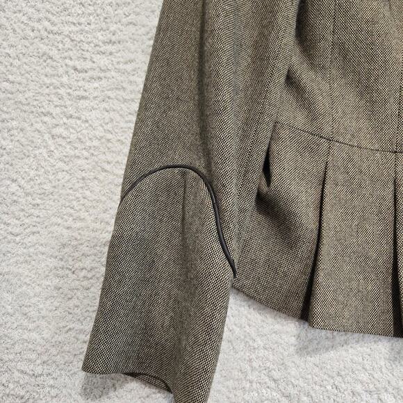 Vtg Liz Claiborne Classic Brown Wool Blend Blazer Peplum Cut Sz 8P Officecore - Picture 4 of 12